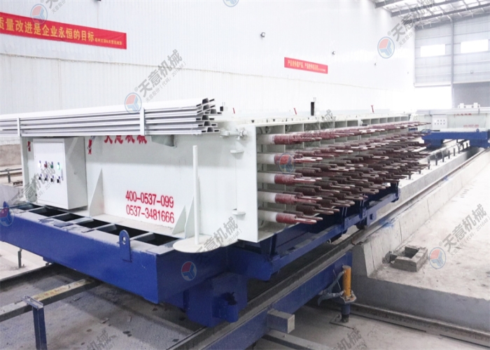 TY20水泥發泡墻板生產線